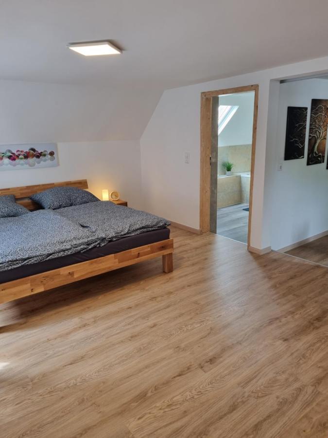 Ferienhaus Stefan Kall エクステリア 写真